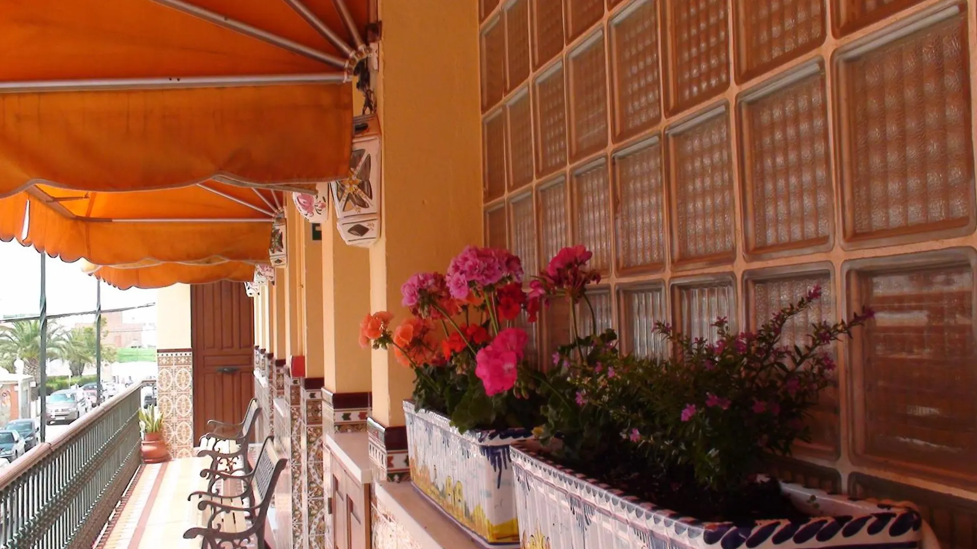 Hotel Hostal Tarik Tarifa 2*,  Spagna